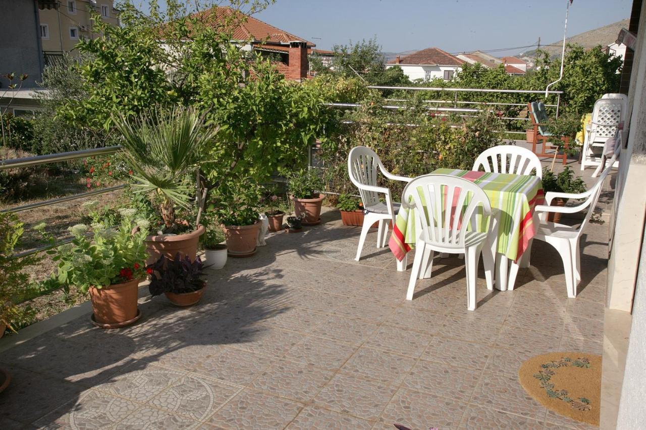 House Peri Apartman Trogir Kültér fotó